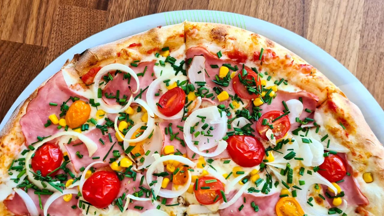 Ile osób najedzie się pizzą 45 cm? Zaskakujące fakty i porady