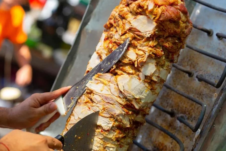 Ile kalorii ma kebab w cieście? Odkryj zaskakujące wartości!