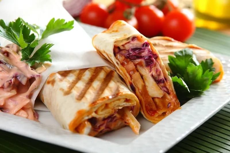 Jak zrobić kebab w domu - proste przepisy, które zachwycą smakami