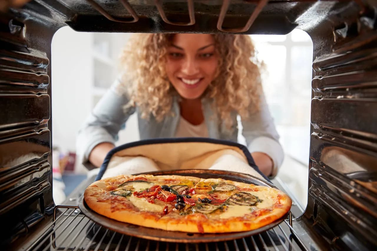 Pizza w jakiej temperaturze? Odkryj sekrety idealnego pieczenia