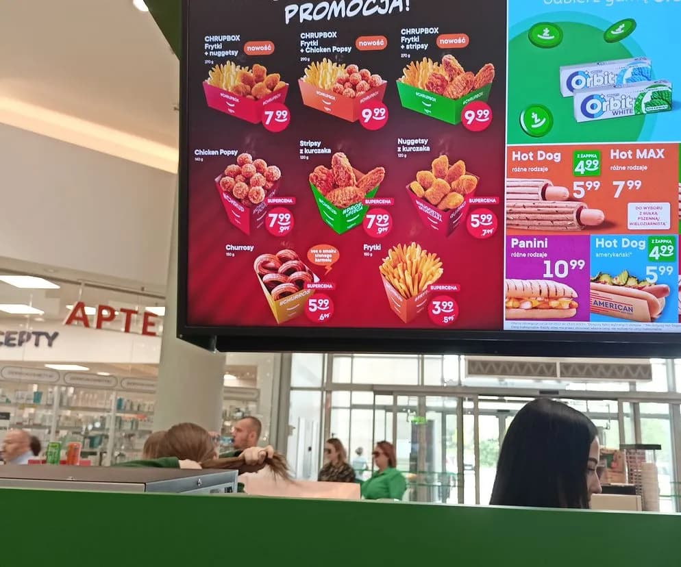 Ile kosztują frytki w Biedronce? Sprawdź aktualne ceny i promocje