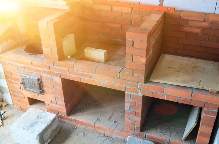 Jak zbudować grill murowany z cegły – uniknij najczęstszych błędów